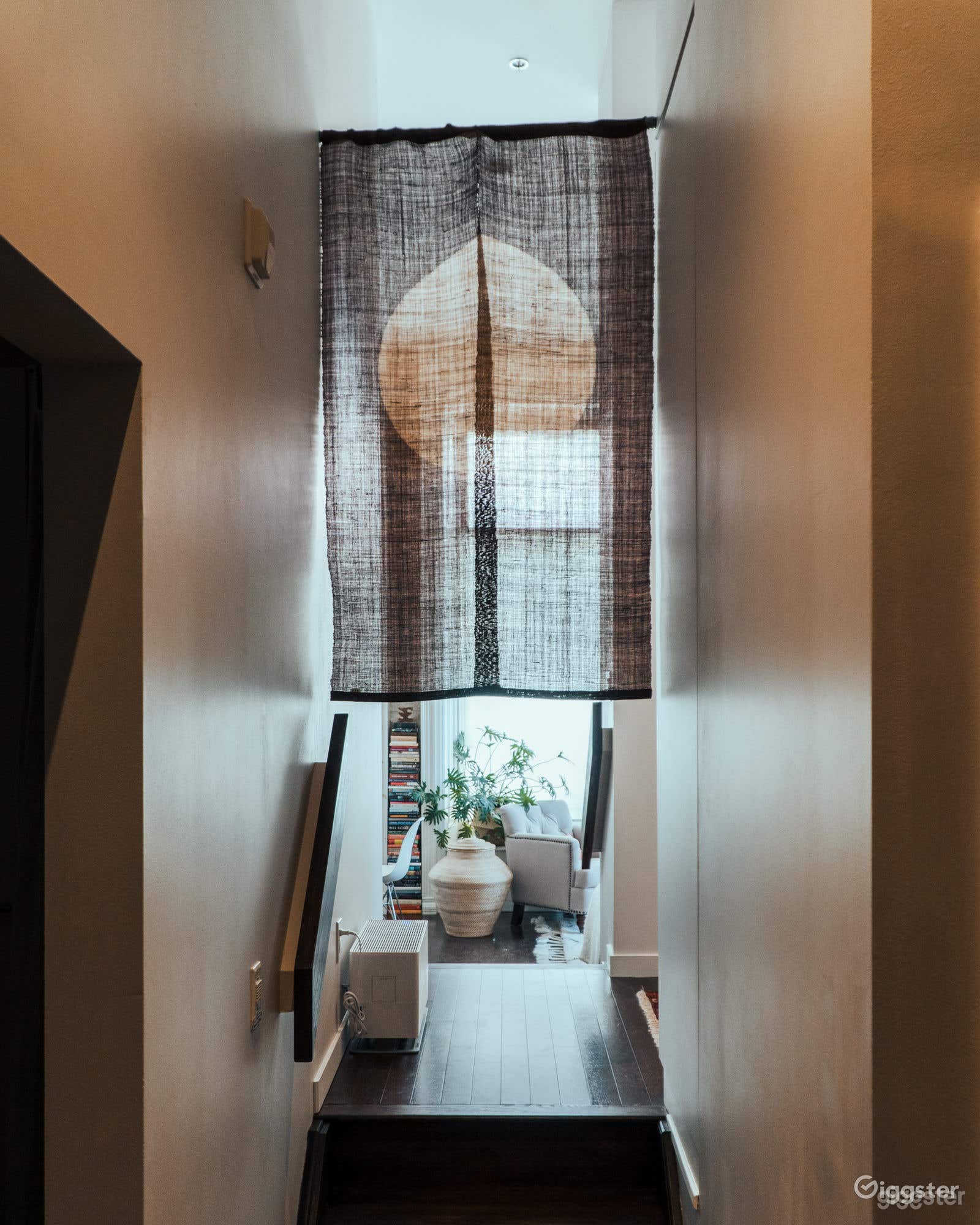 TEST_CA_Winnipeg_Studio Photo 1