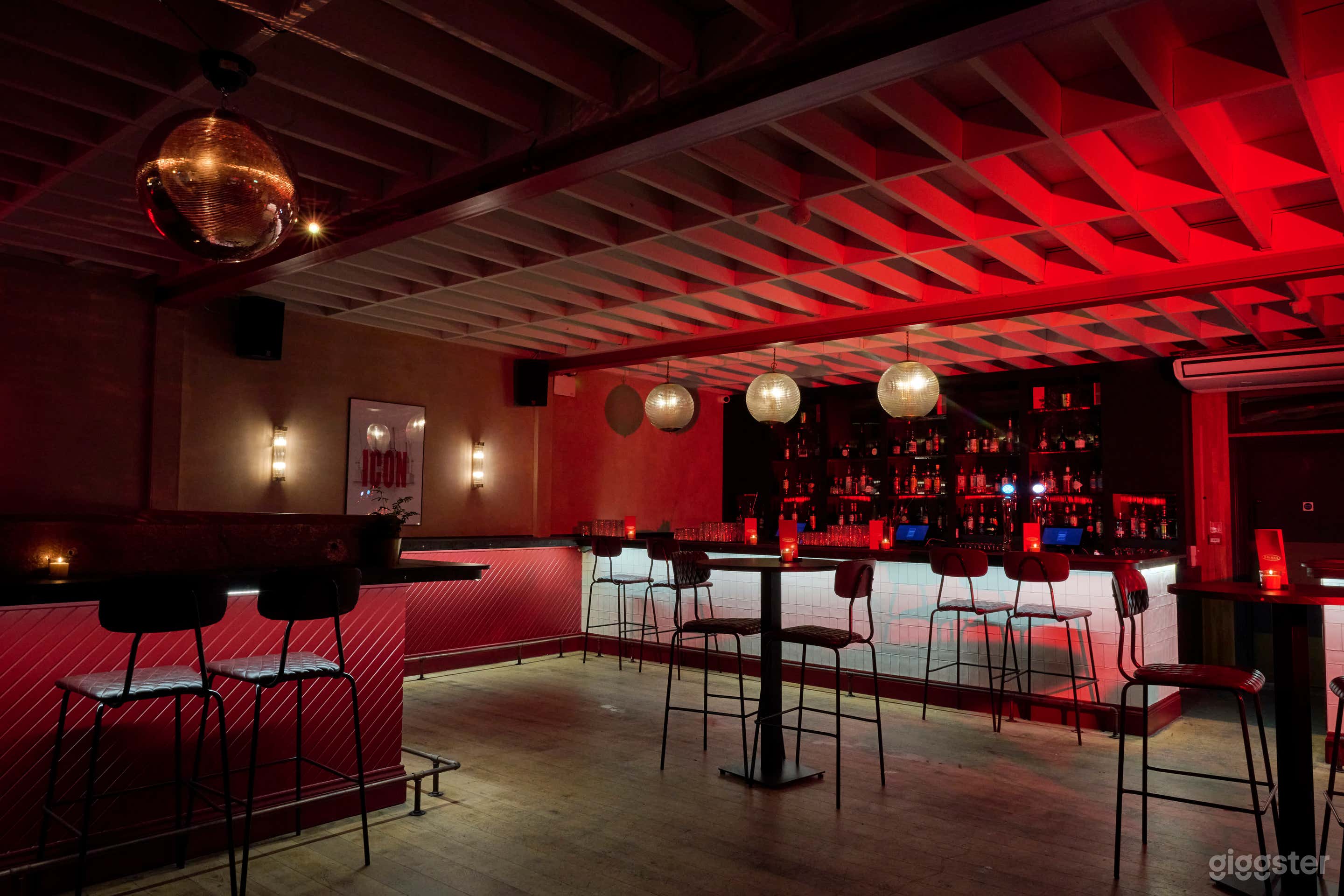 Roomy Tooting Rooftop for Events and Productions Photo 2