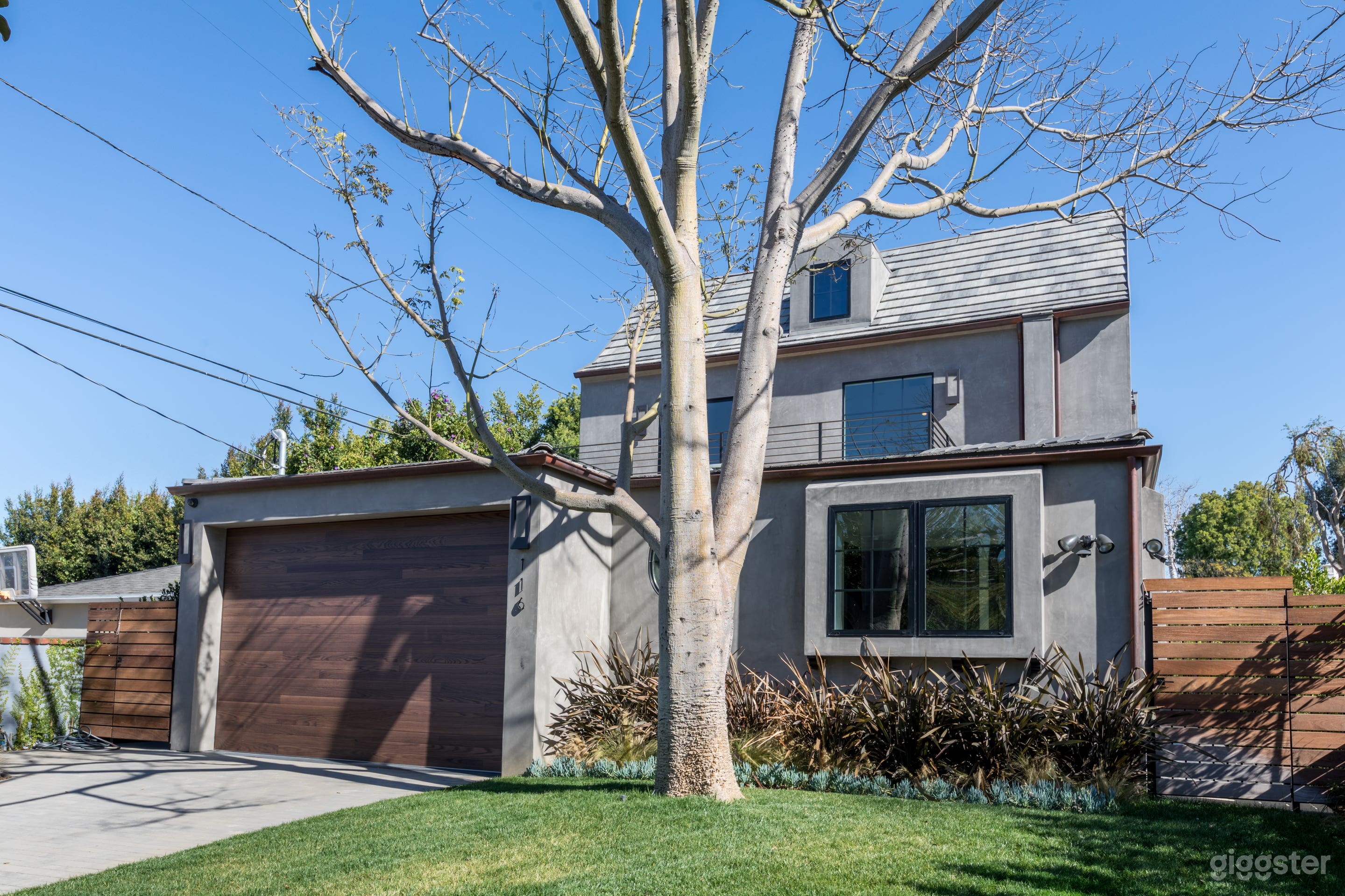 Modern No.2855 Photo 3