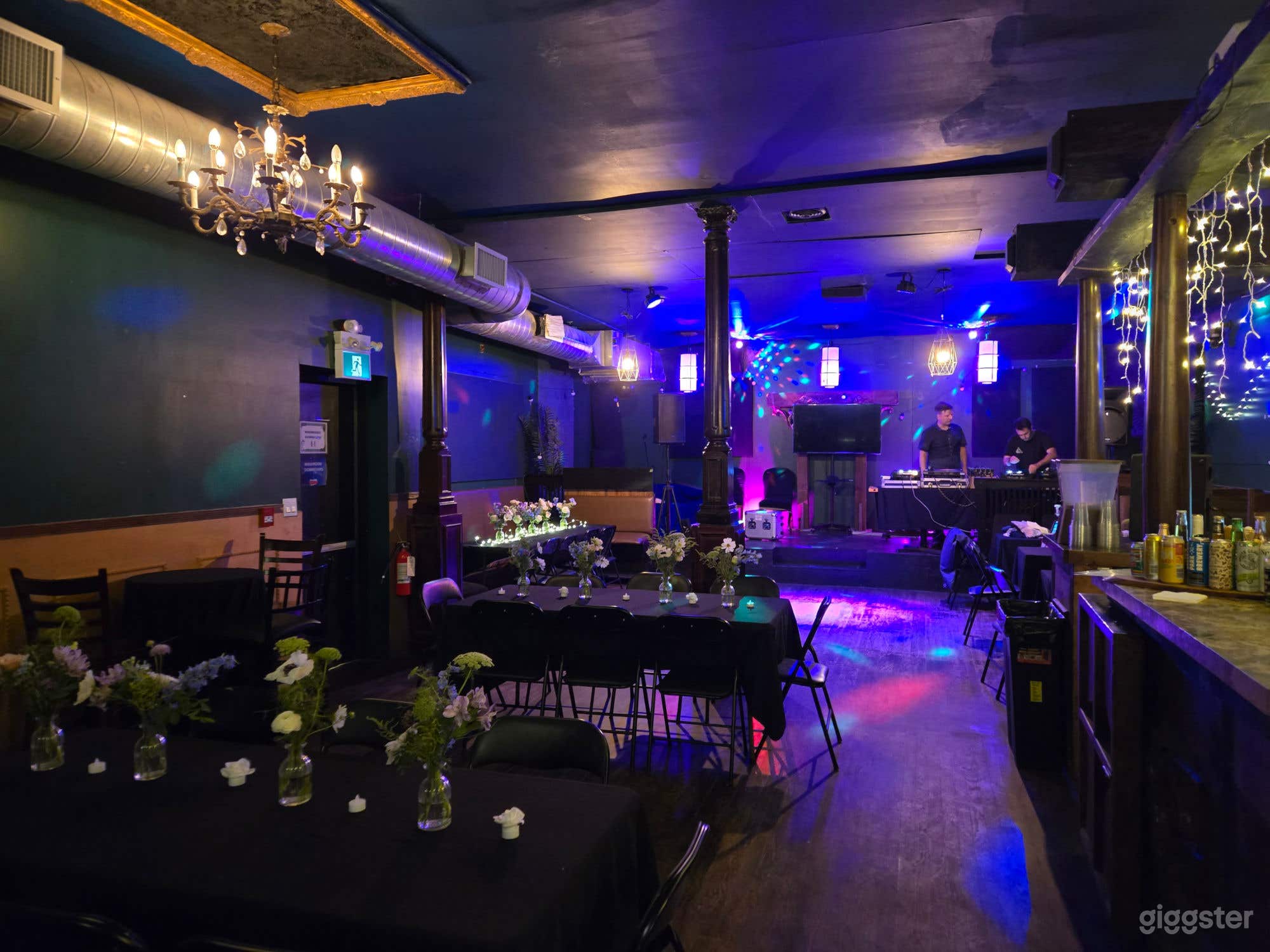 Moonlight Lounge Photo 2