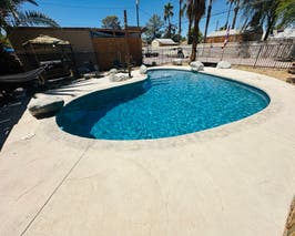  Rustic Backyard Private Pool 