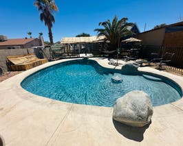  Rustic Backyard Private Pool 