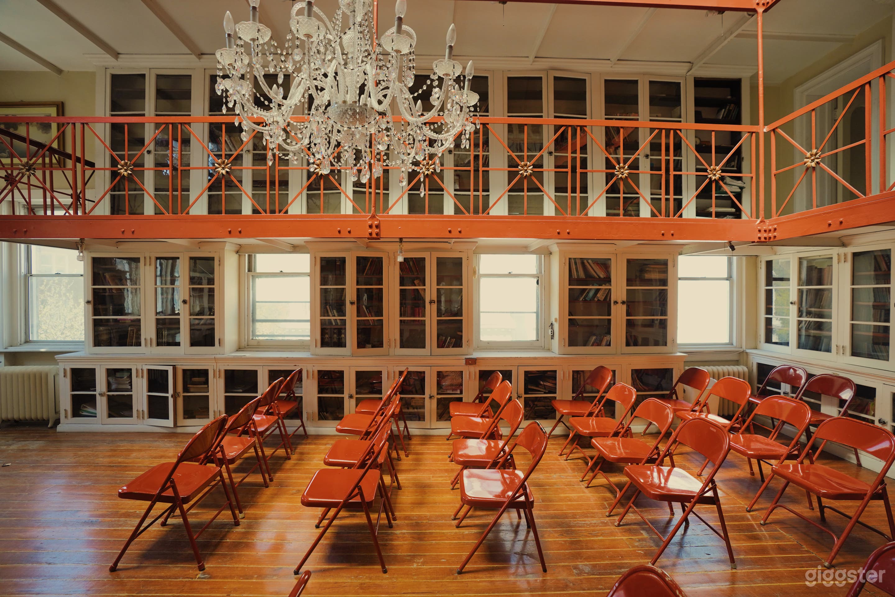 East Village Bright Collegiate Library Photo 2