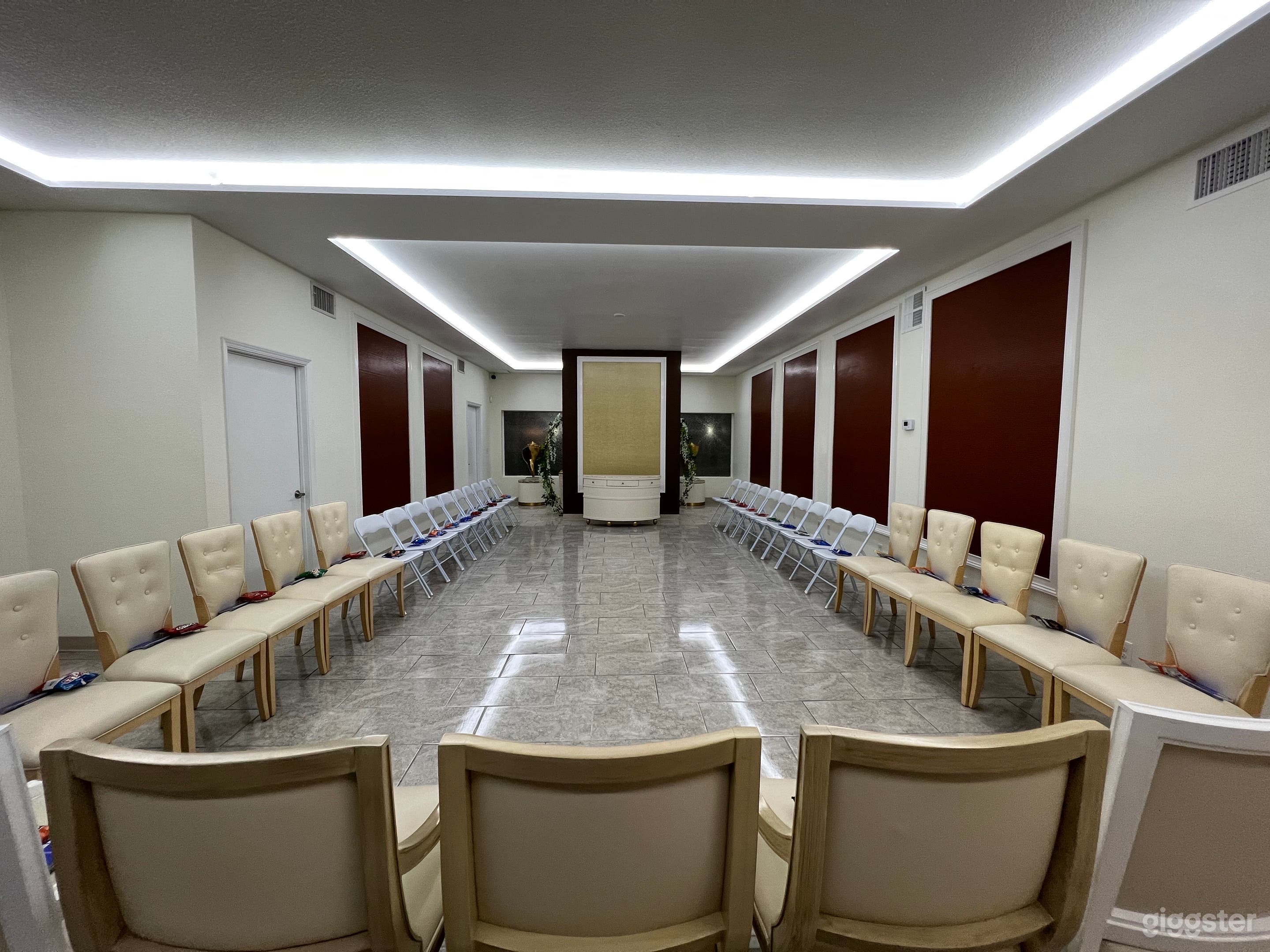 $50/HR ***SPECIAL*** $50/HR (FREE PARKING) Photo 2