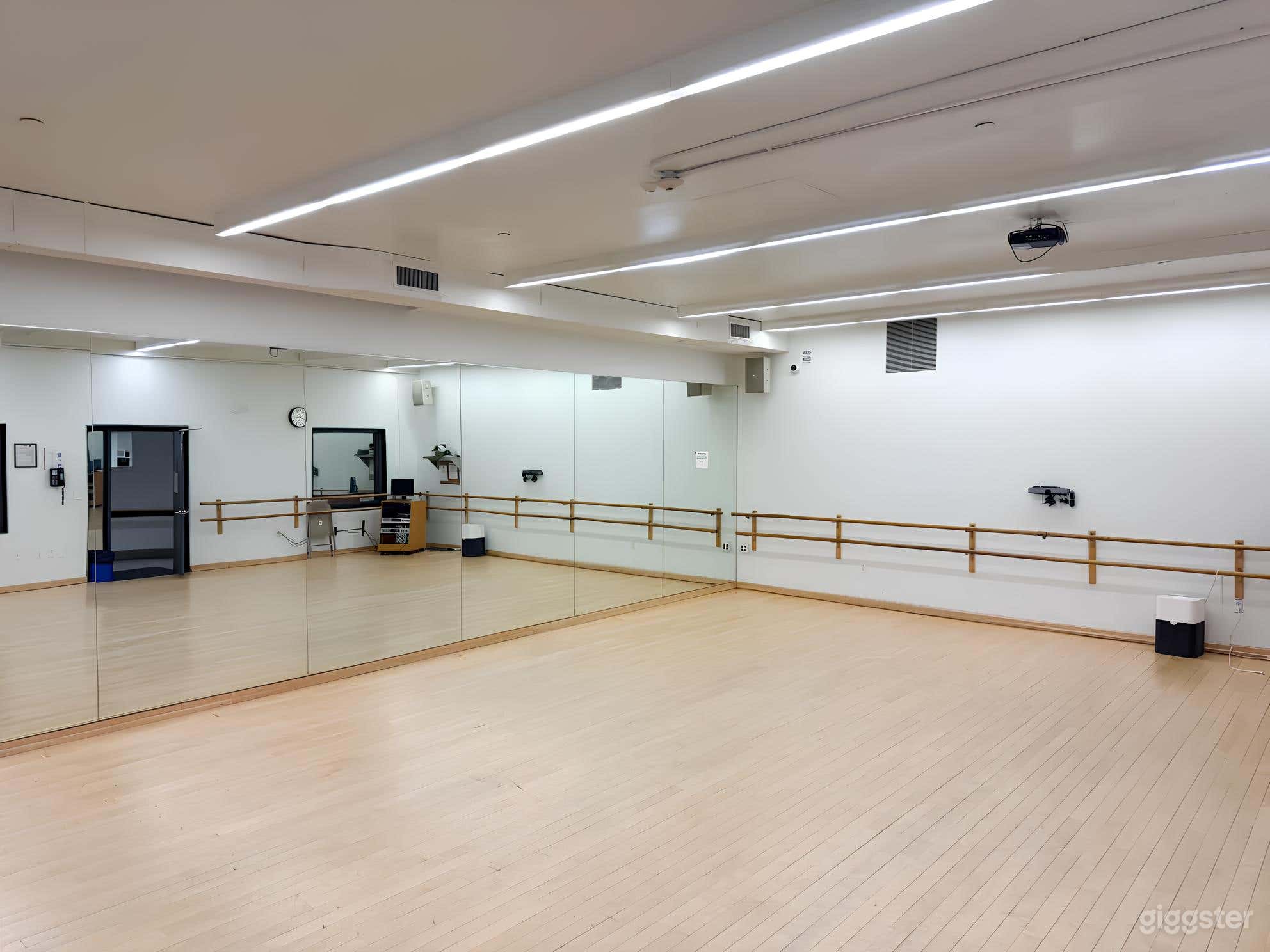 Dance Studio 2 - Tansill Photo 2