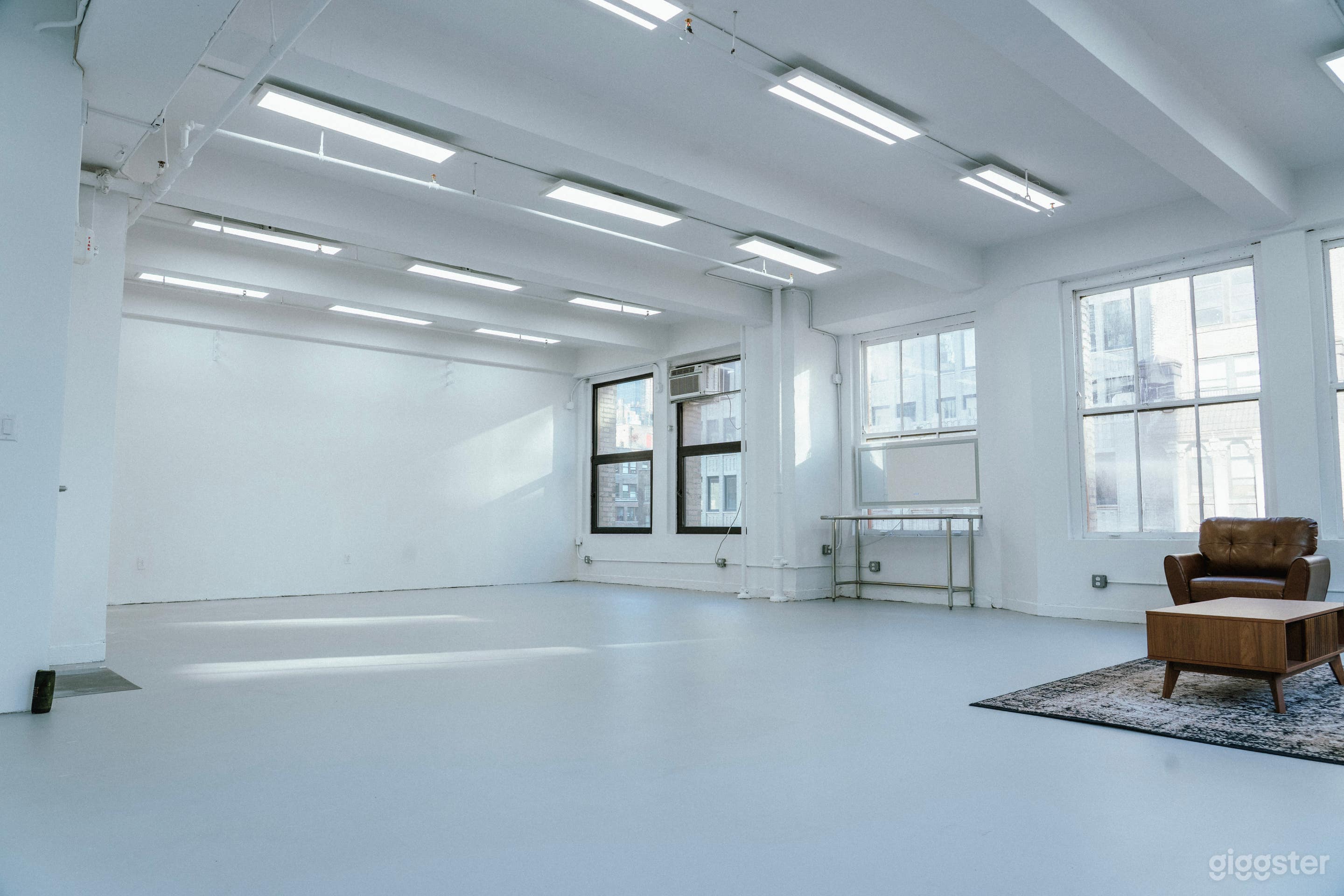 LARGE PRODUCTION SPACE || NYC Photo 3