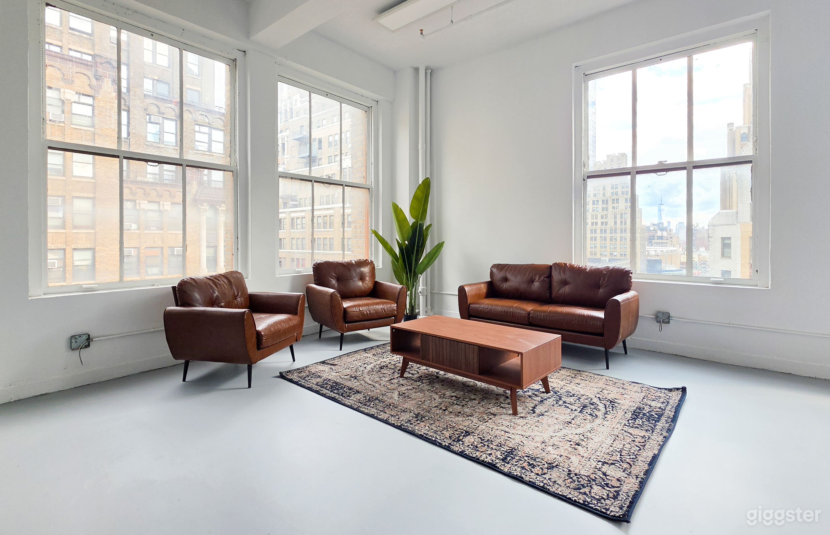 LARGE PRODUCTION SPACE || NYC Photo 1