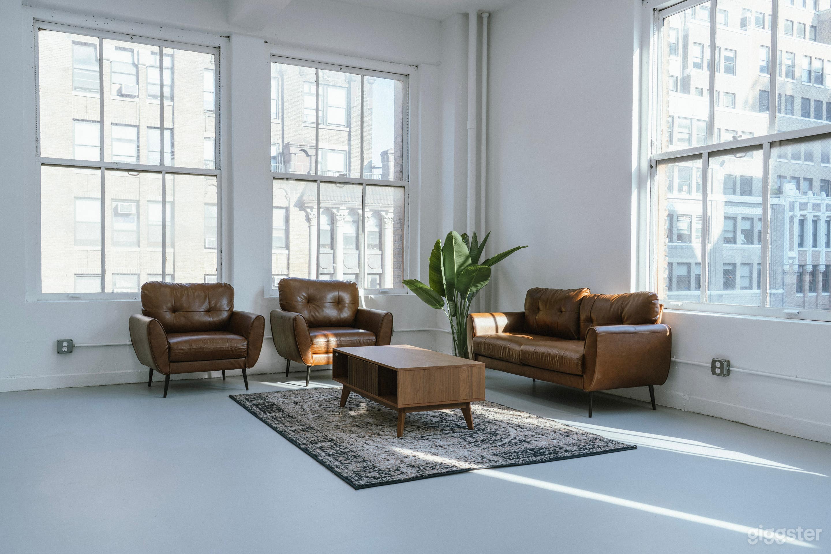 LARGE PRODUCTION SPACE || NYC Photo 1