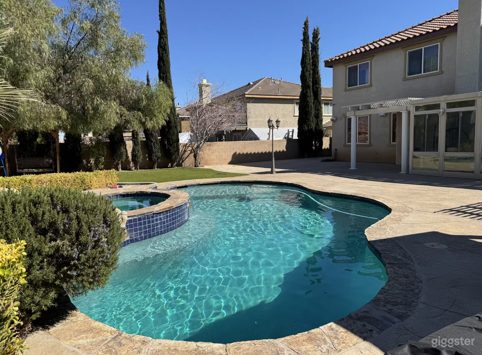 Private Pool Oasis in Palmdale Photo 1