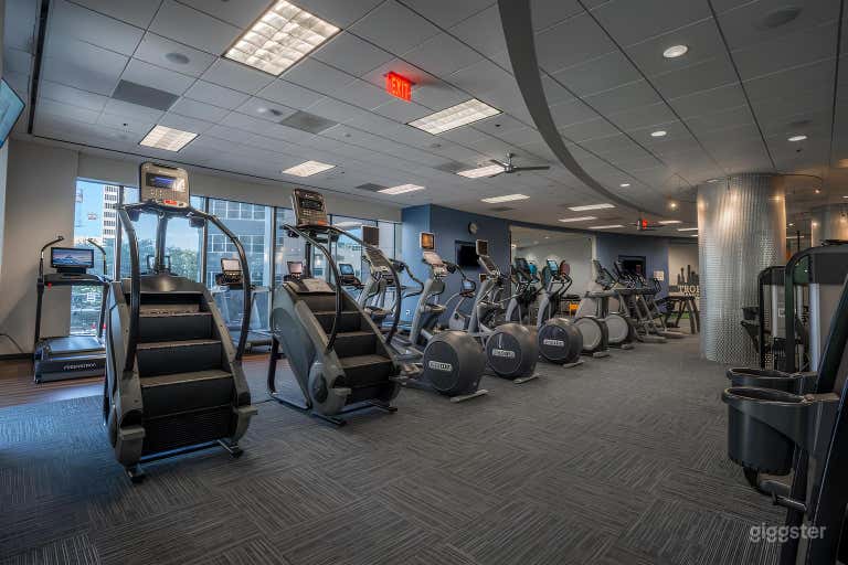  Weight Room - Dallas Downtown  