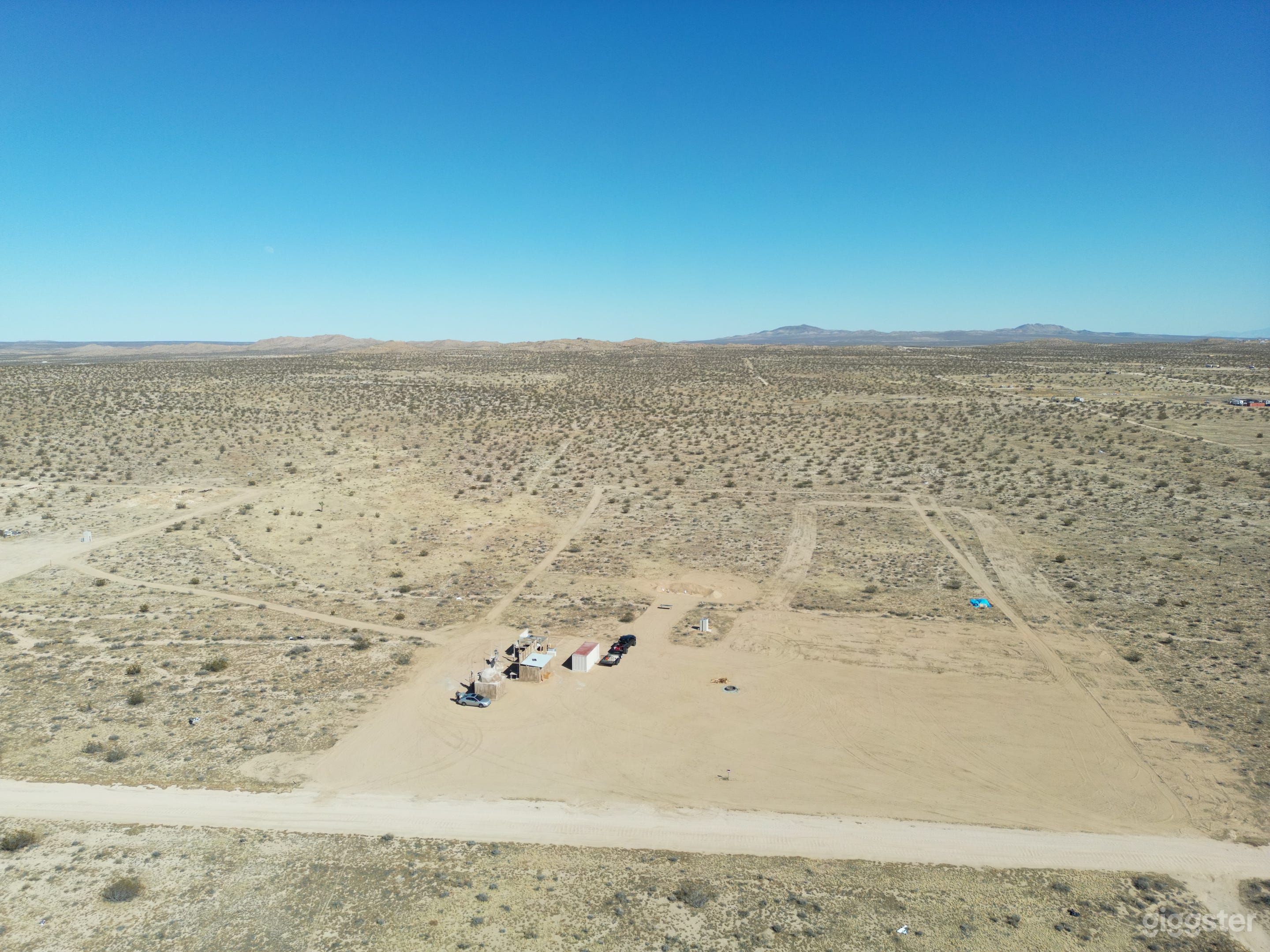 Open Versatile Desert Film Land Photo 3