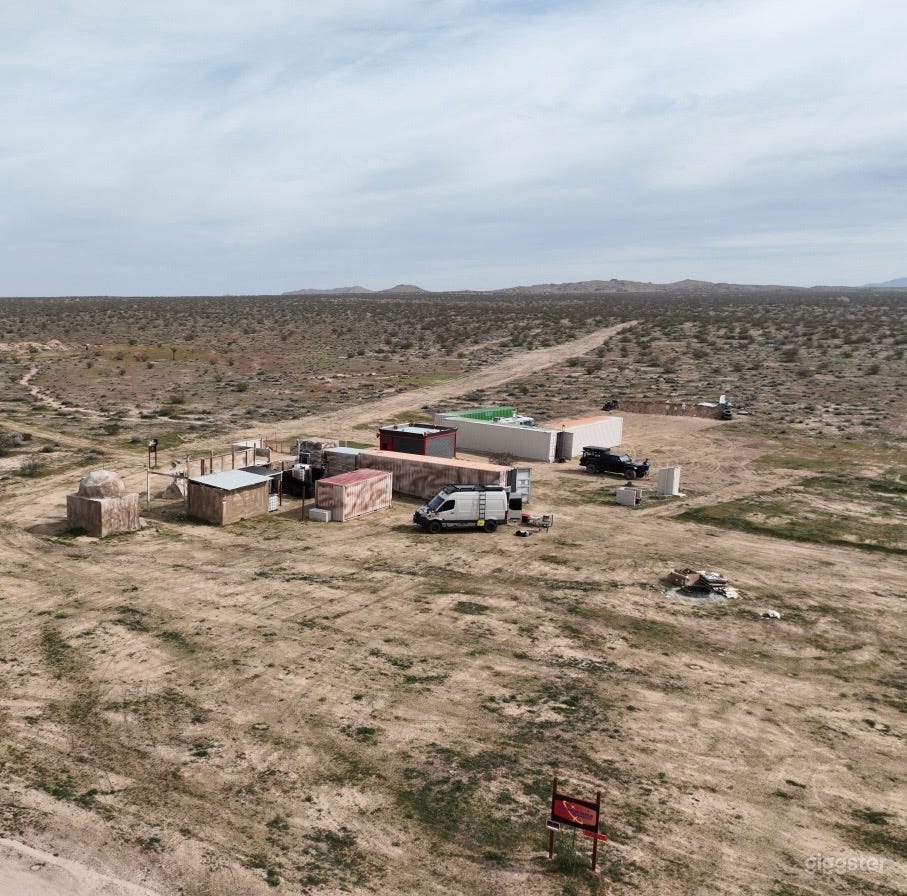 Open Versatile Desert Film Land Photo 2