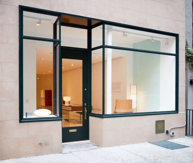  Elegant West Village Gallery 