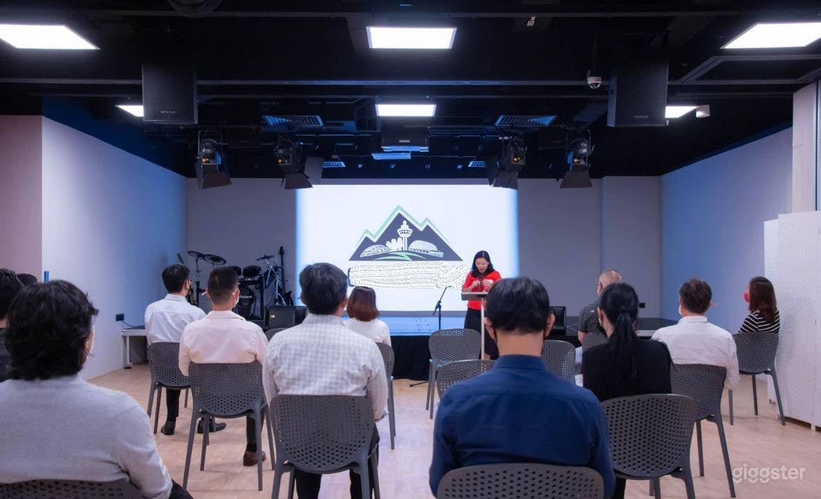 Auditorium (medium space1) in Singapore Photo 2