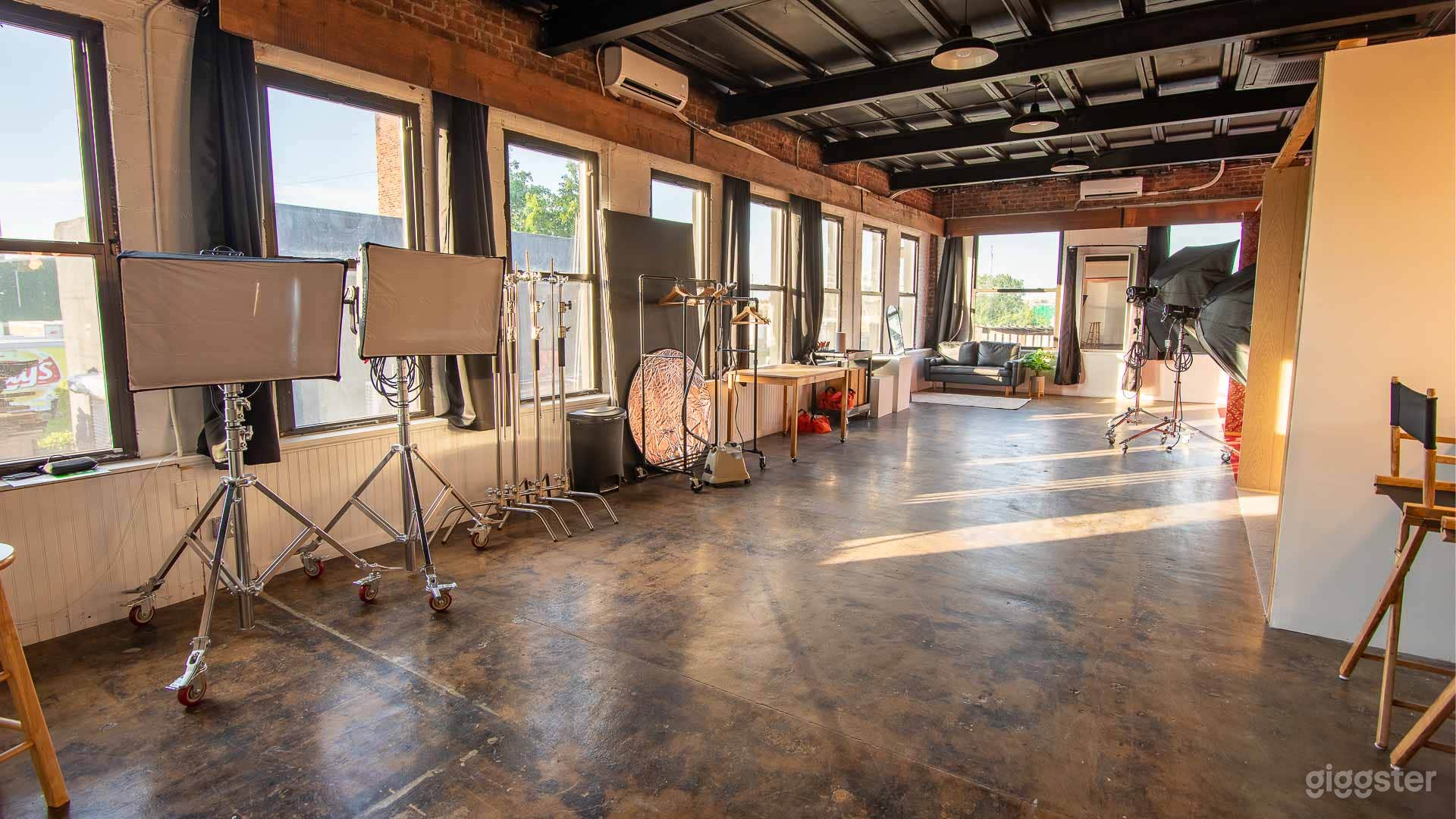 All Inclusive Multi Set Photo Studio Photo 4