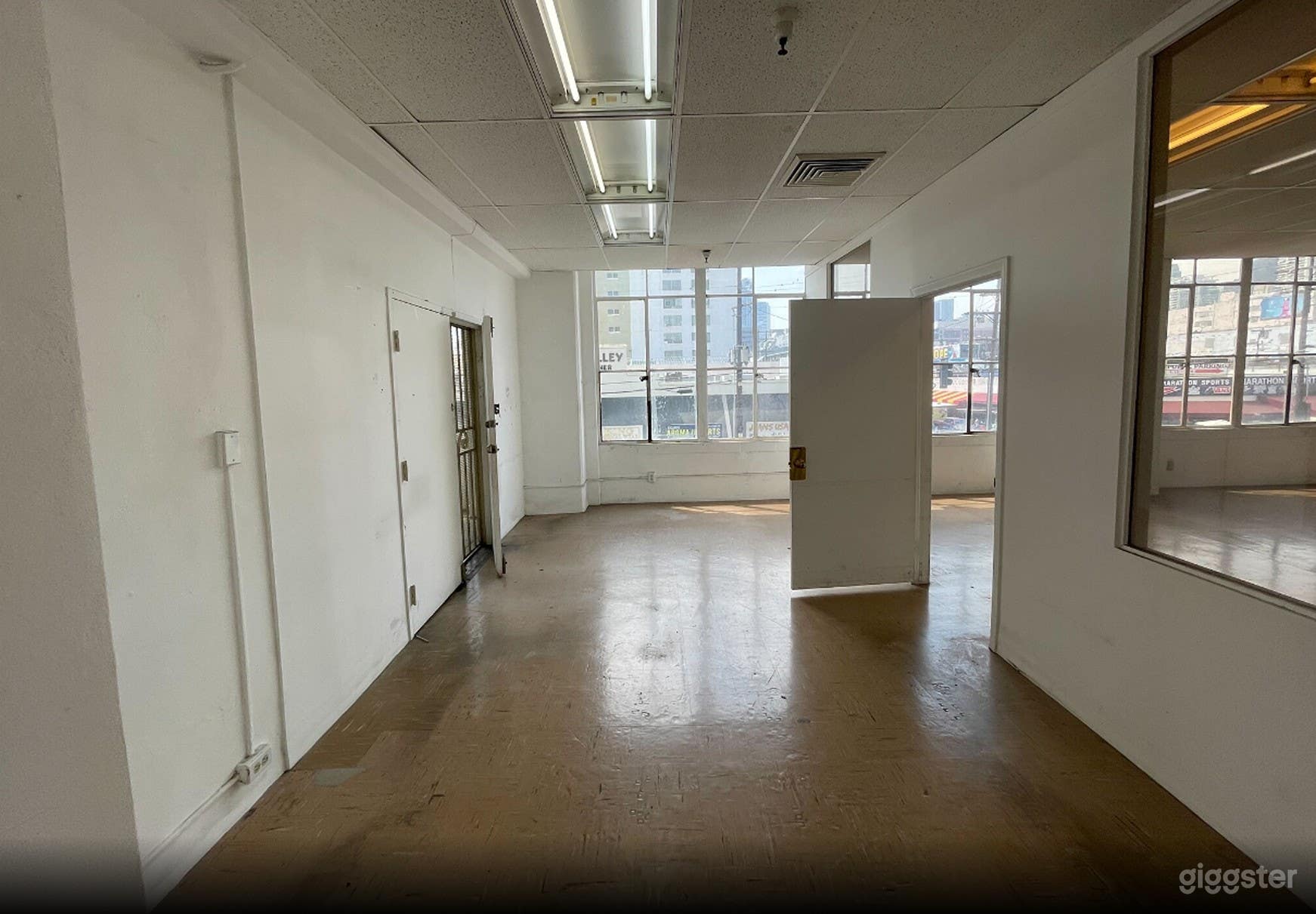 3,124 sq ft Ready Open Space Photo 2