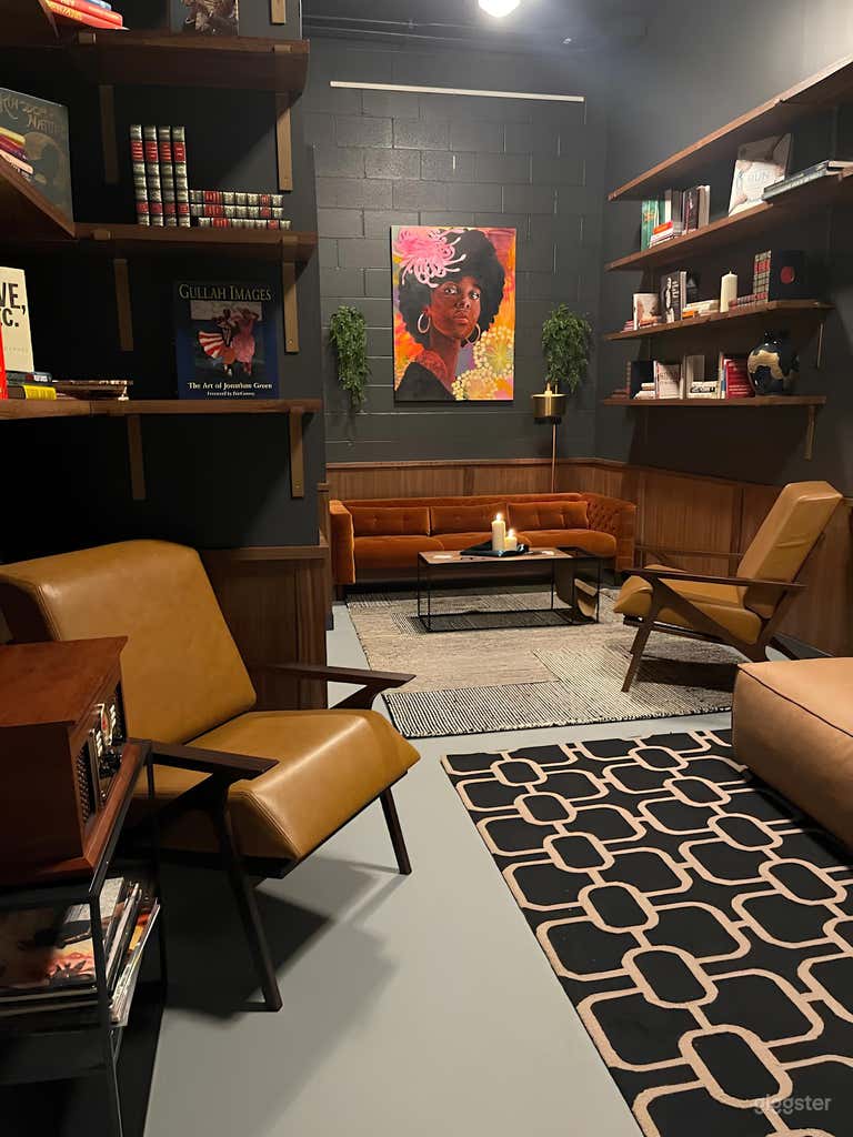  Elite Club with Library & Patio 