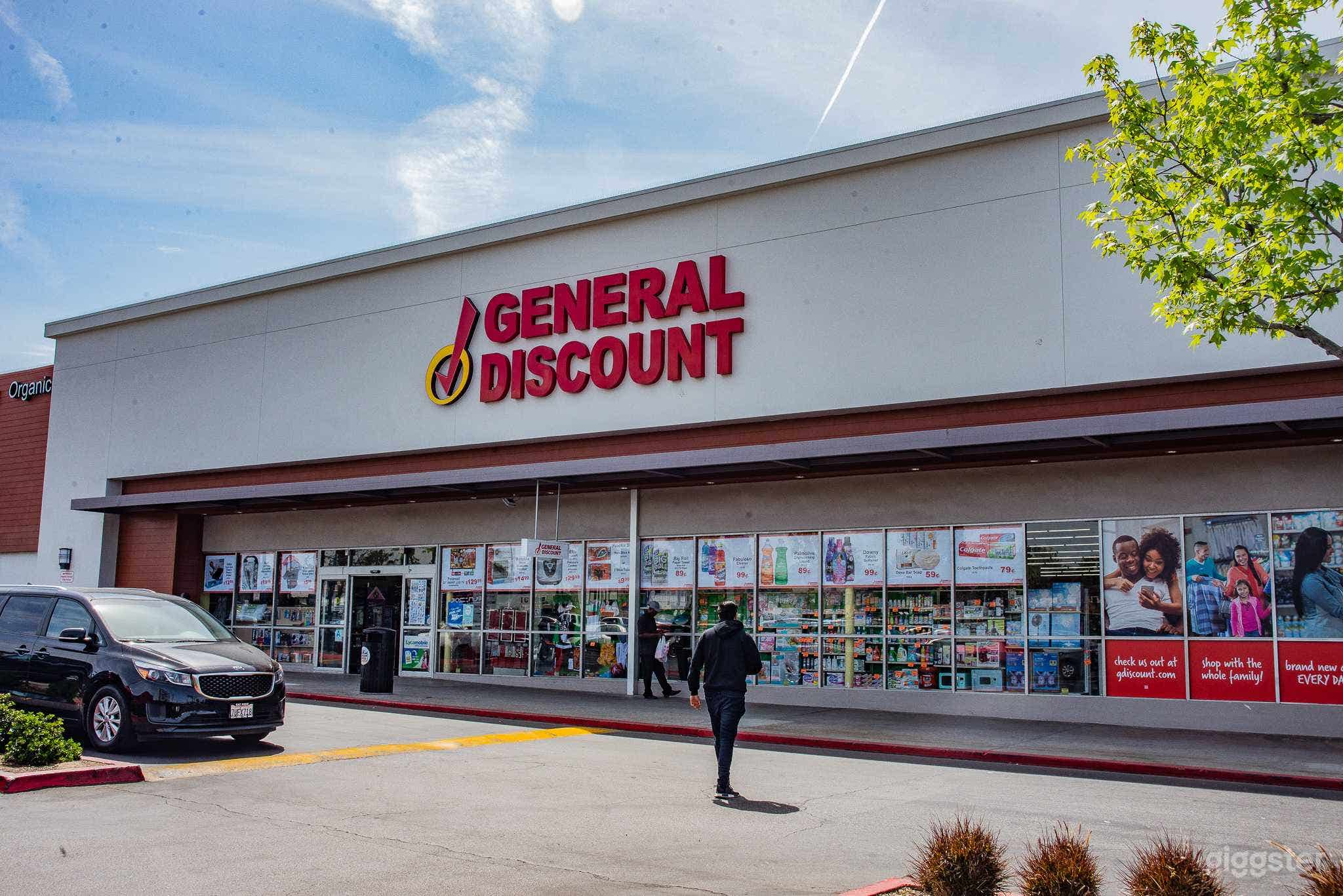 Huge Department Store in Inglewood Photo 3