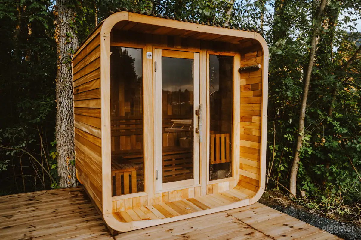 A-Frame Treehouse Filming Location Photo 4