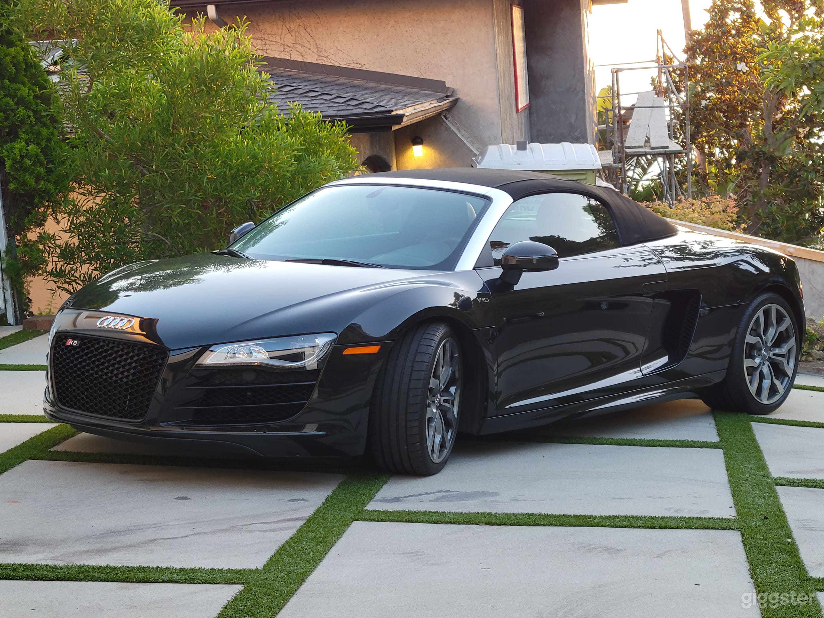 Amazing Audi R8 Stick Shift ( Rare ) Photo 2