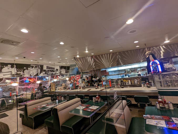 America's Most Iconic Diner/Restaurant Sherman Oaks Photo 4
