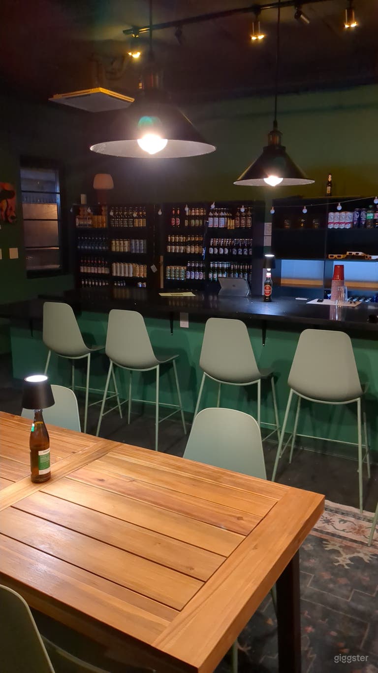 Bar artístico acogedor en el Distrito de las Artes para eventos privados 
