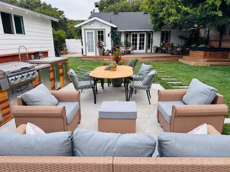  Culver Craftsman | Pickleball Court, Hot Tub, Guest House 