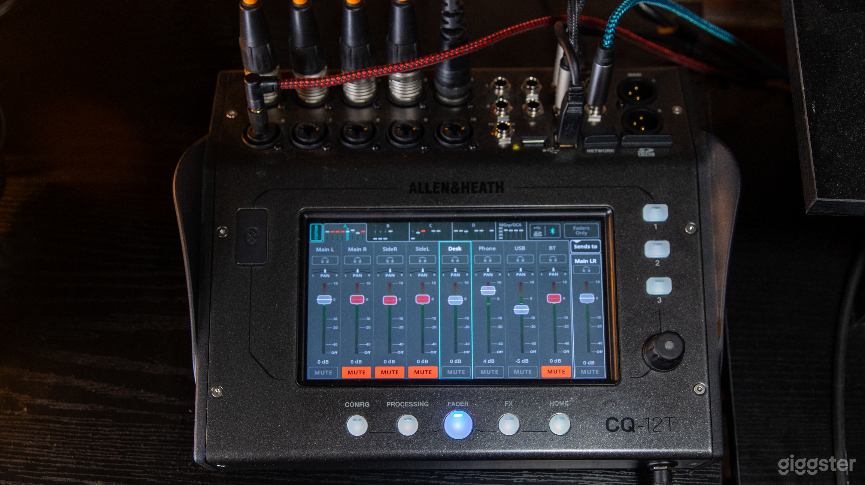 Video Podcast Studio Photo 4