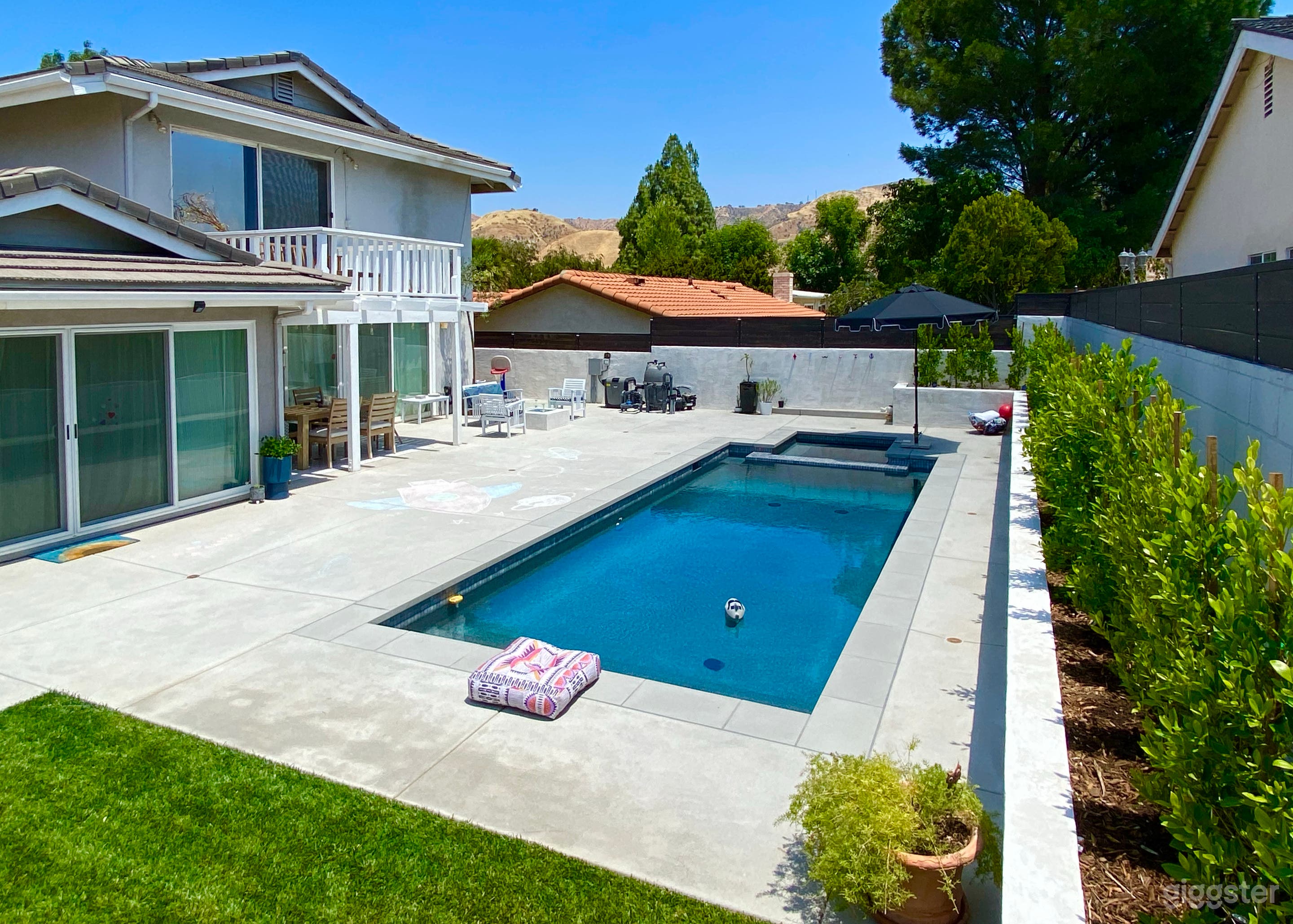 Porter Ranch Home Photo 3