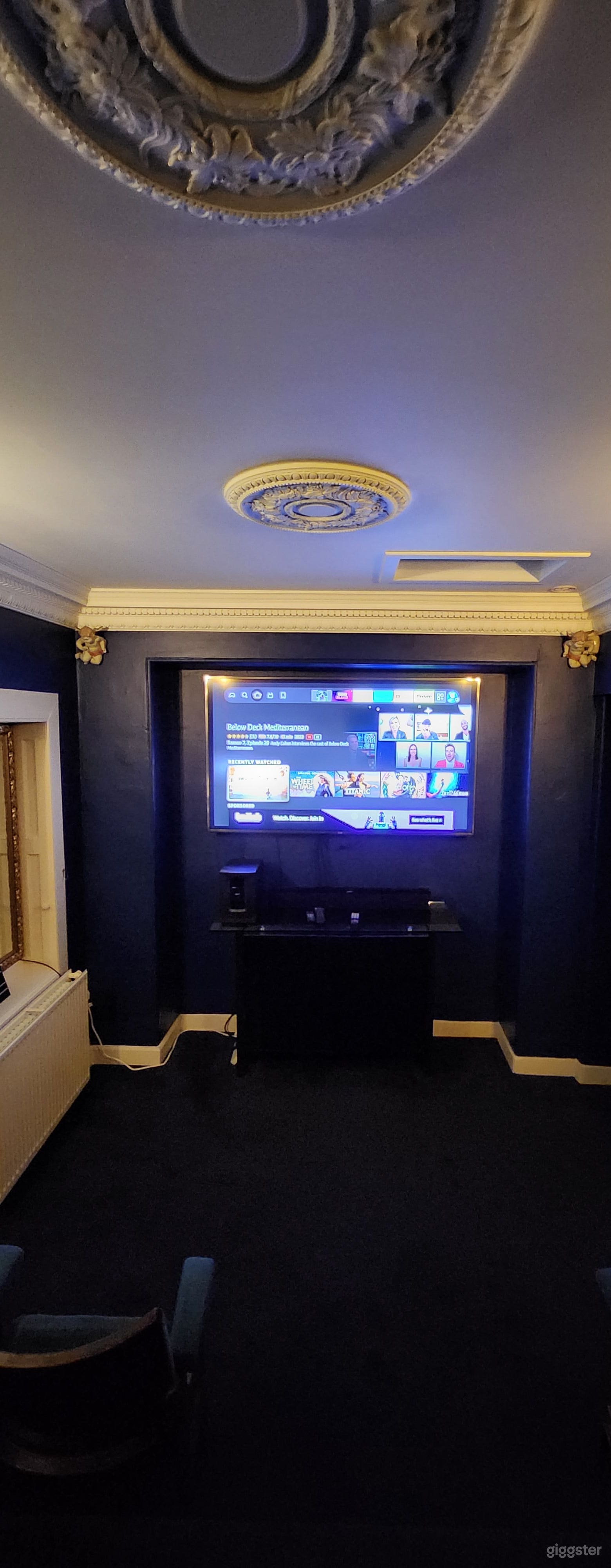 Blue Home Cinema in a Mansion Photo 4