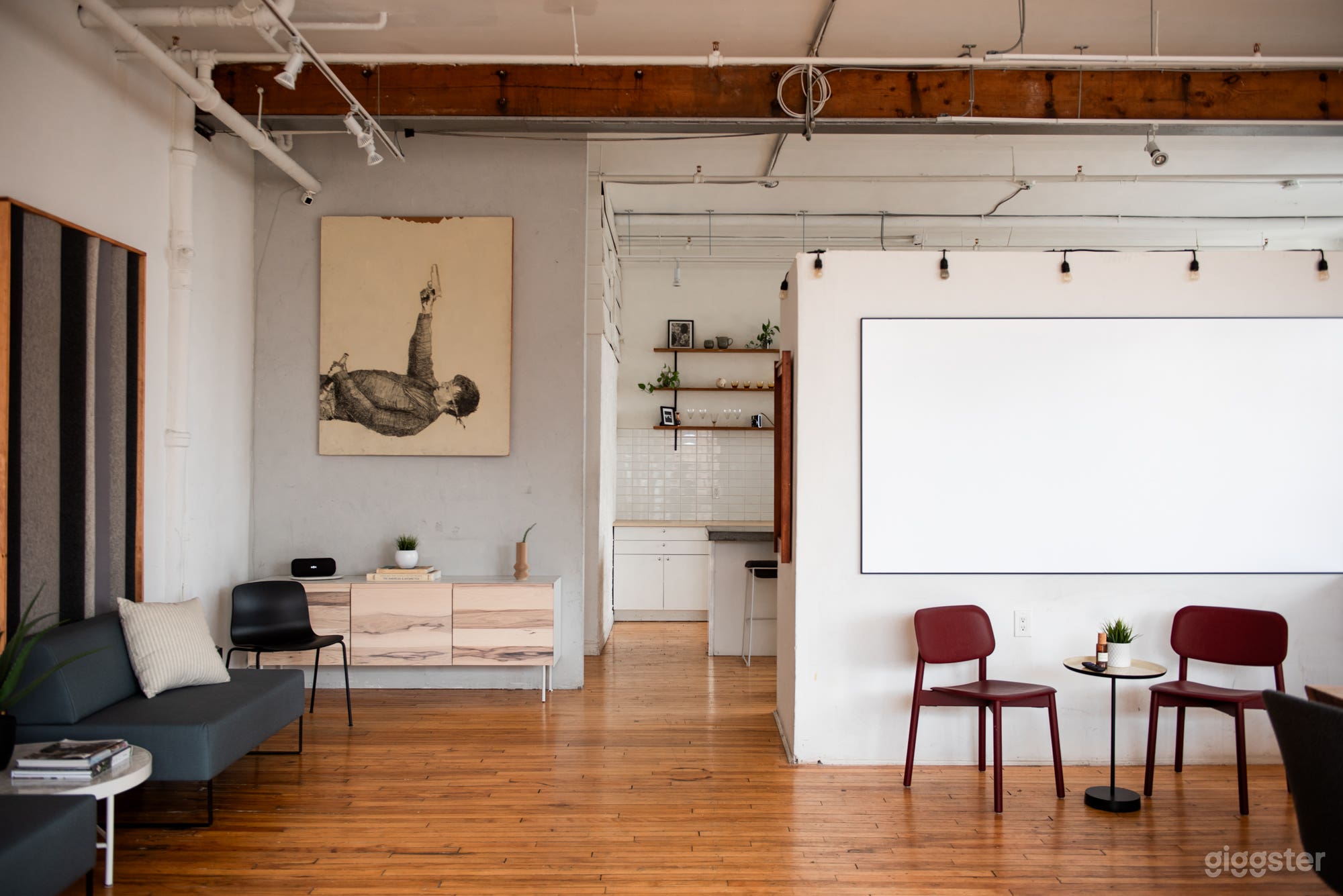 NYC Style Loft Studio Downtown Photo 4