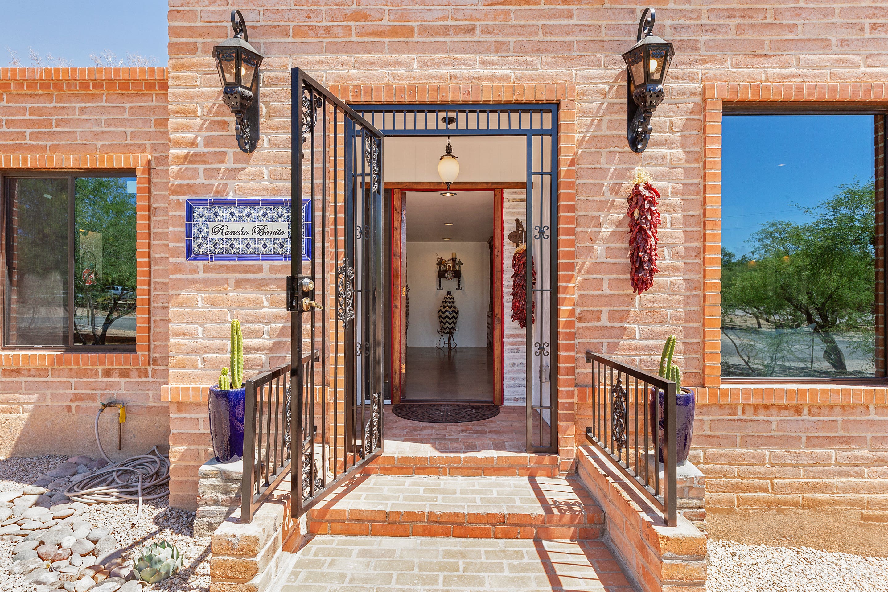 Rancho Bonito Photo 1