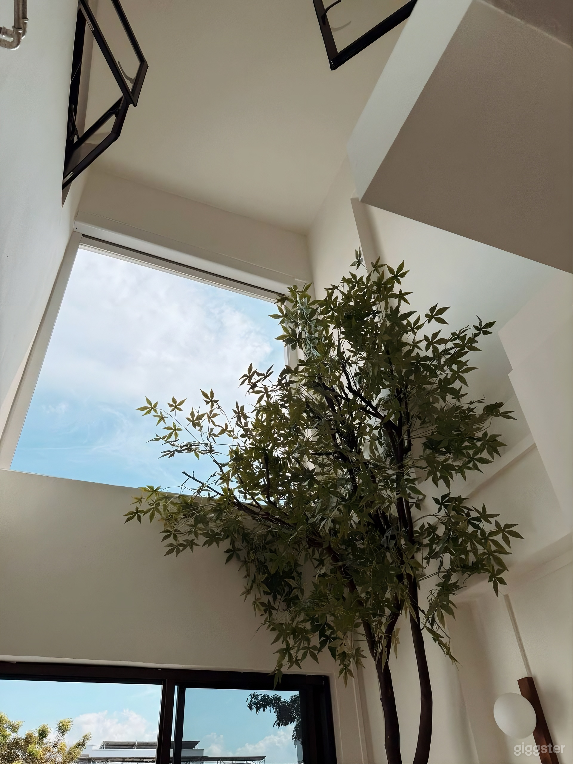 Serene, Minimal Contemporary Apartment Photo 1