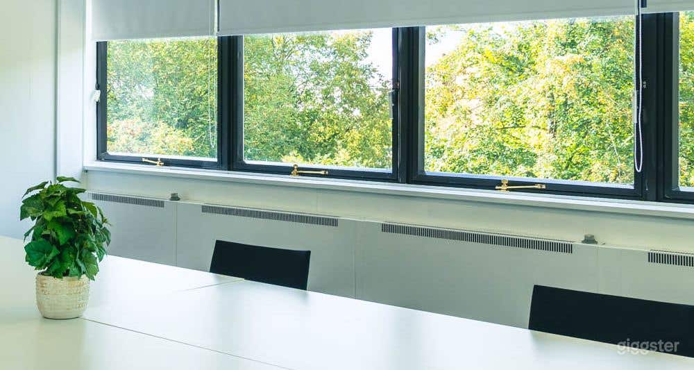 Midsummer C Boardroom Good for 10 Persons Photo 2