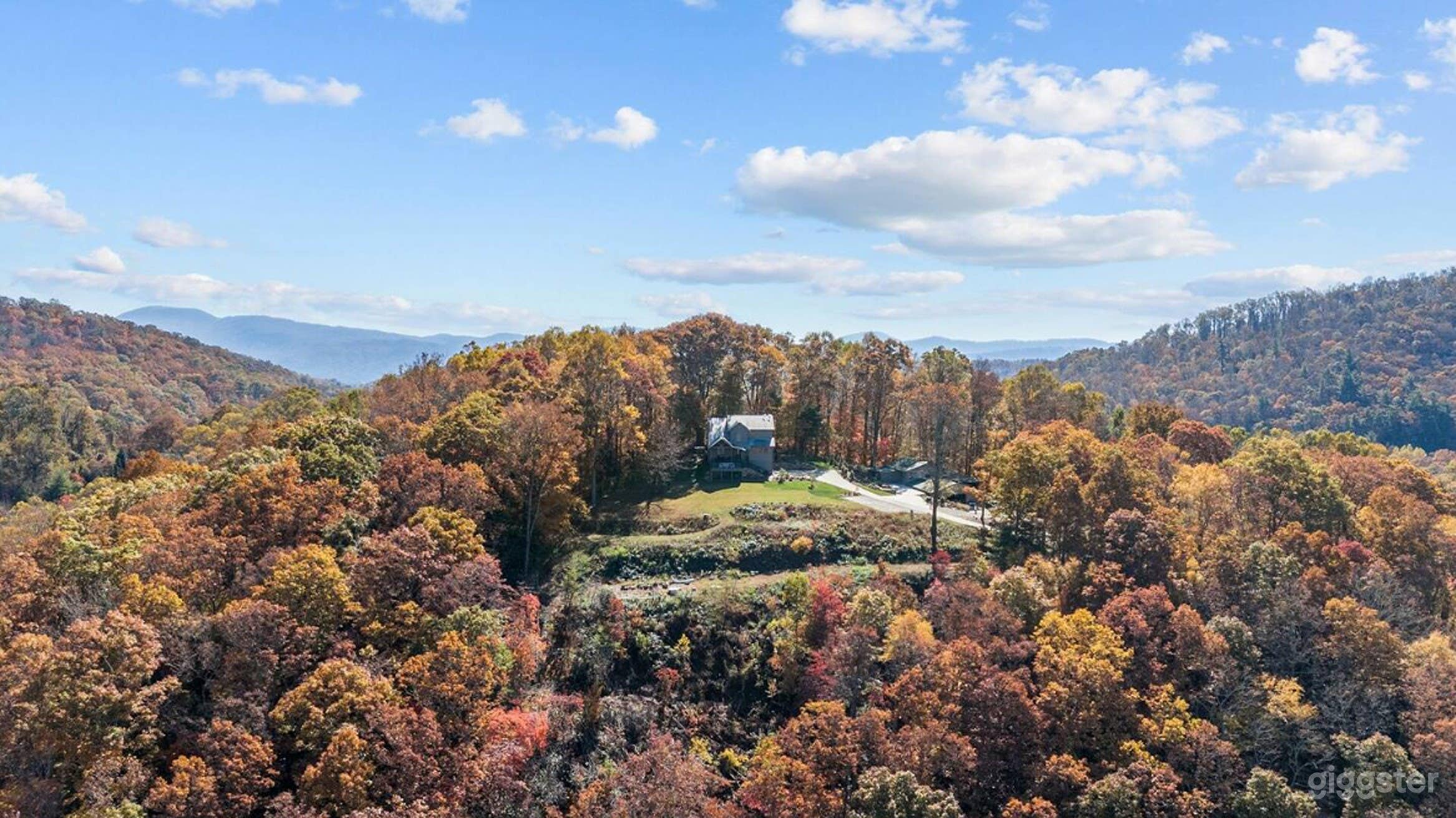 Peaceful Outdoor Retreat with Stunning Asheville Views Photo 4