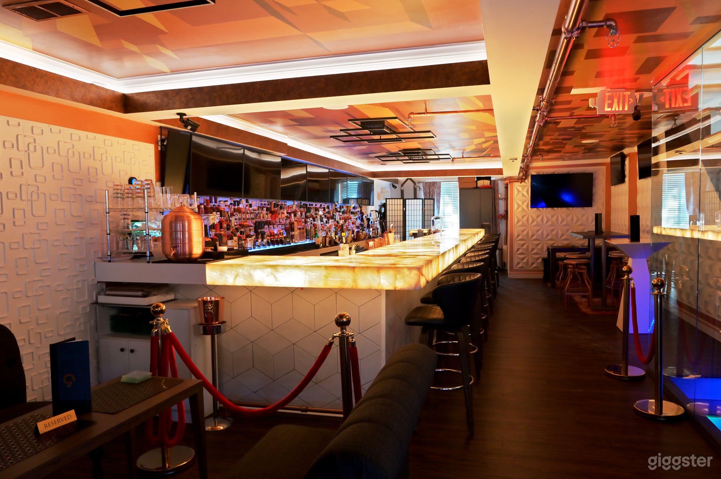 Modern Speakeasy in the heart of DC Photo 3