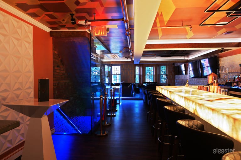  Modern Speakeasy in the heart of DC 
