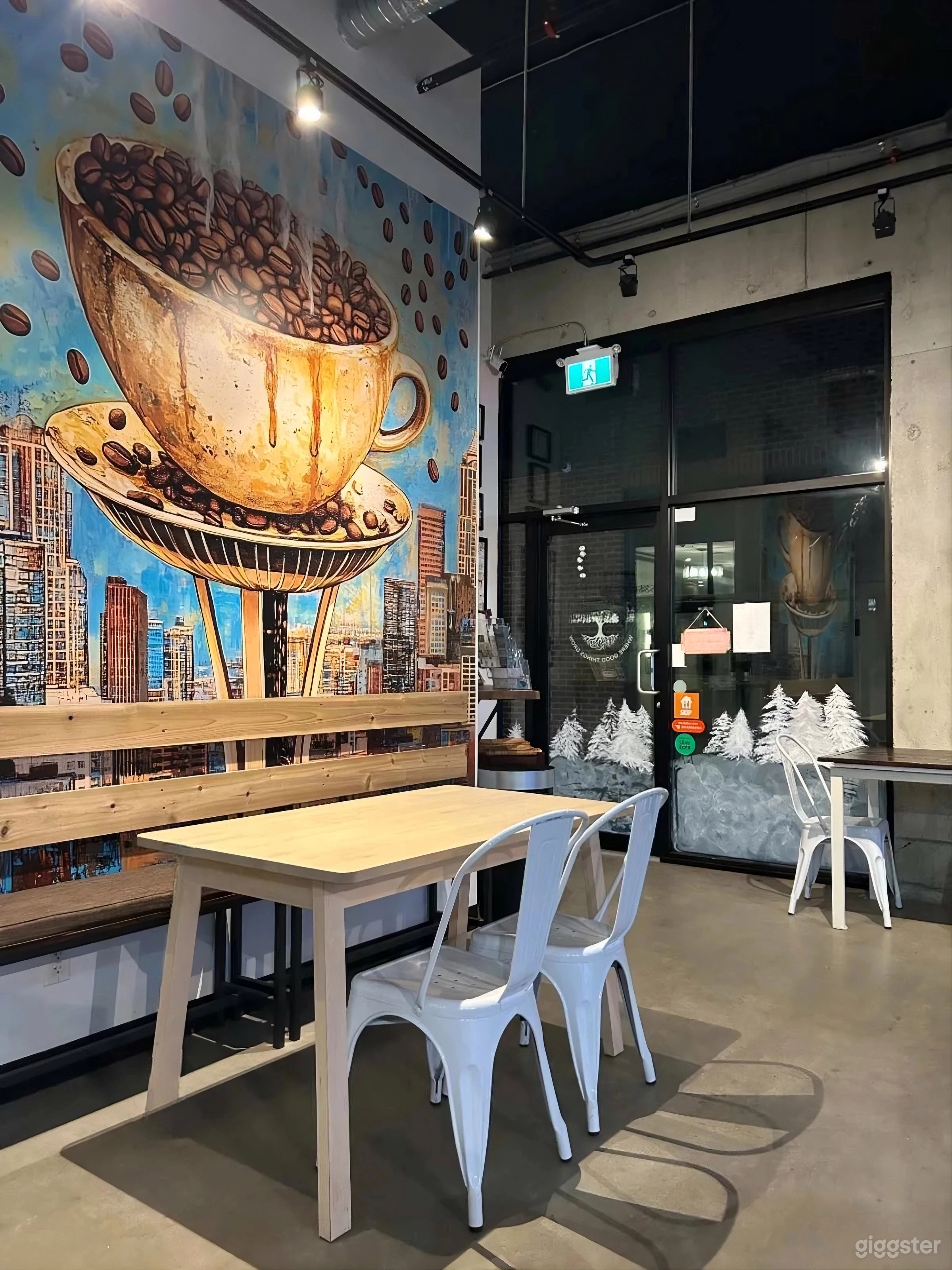 Cozy Downtown Café for Meetings, Events, and Filming Photo 4