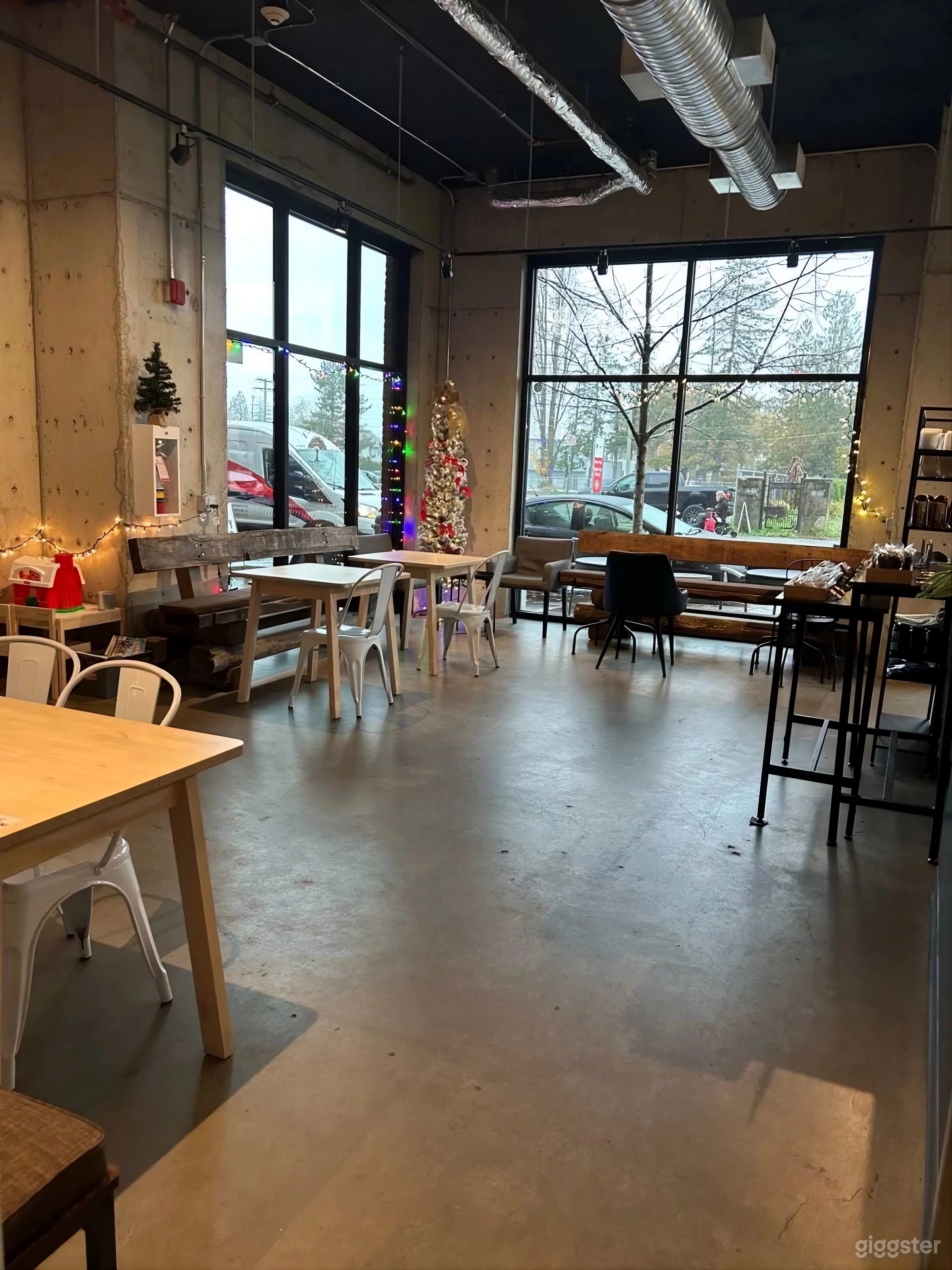 Cozy Downtown Café for Meetings, Events, and Filming Photo 2