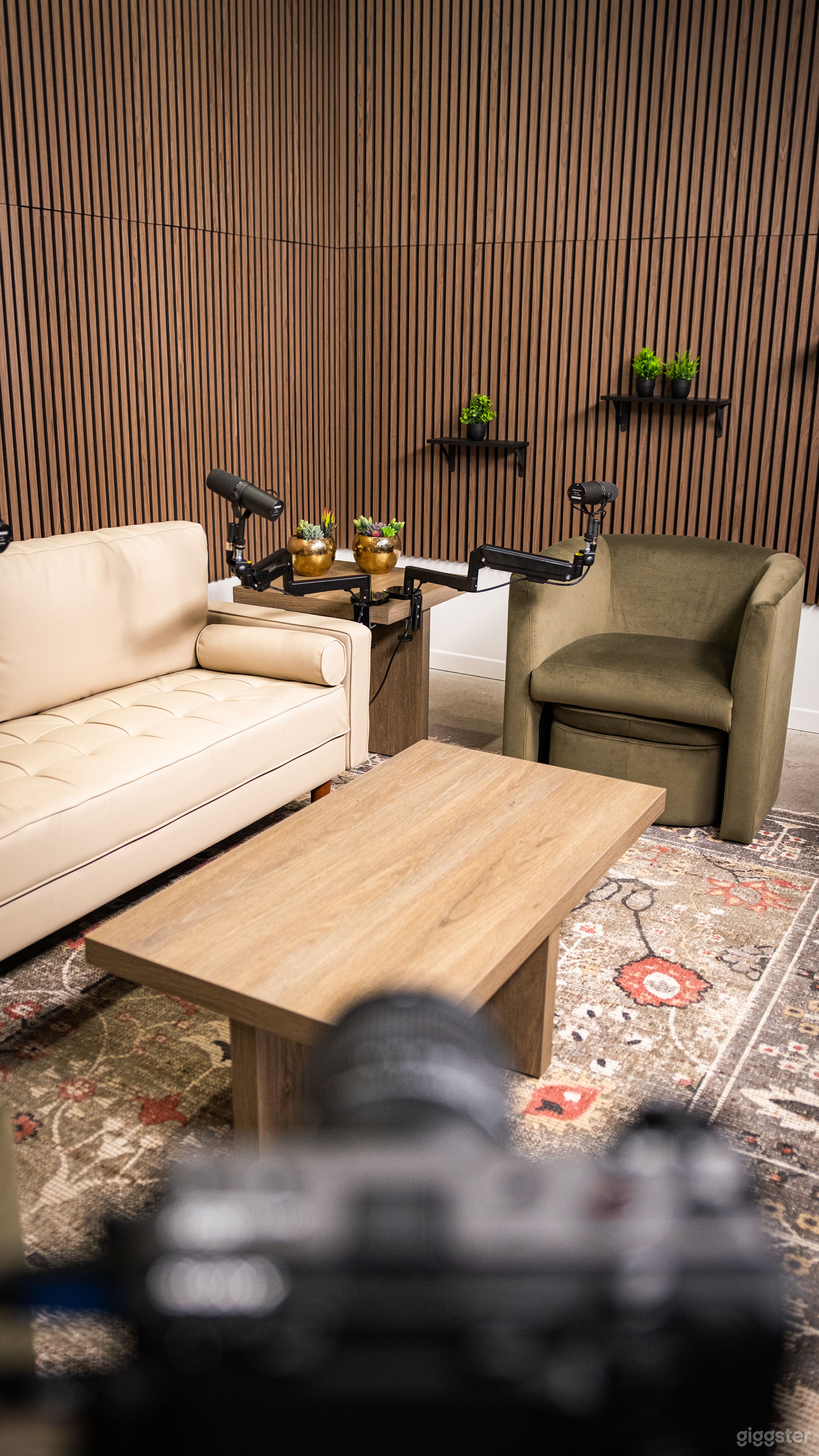 Toronto Modern Podcast Studio  Photo 2