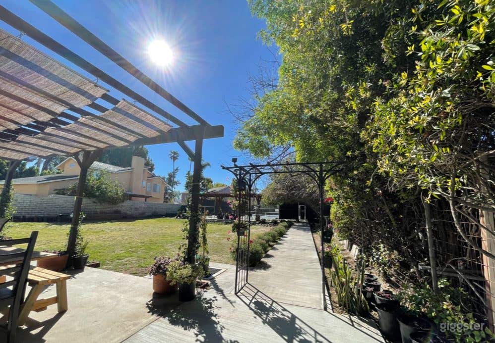 Gorgeous Zen Garden! Tranquil large space! Photo 1