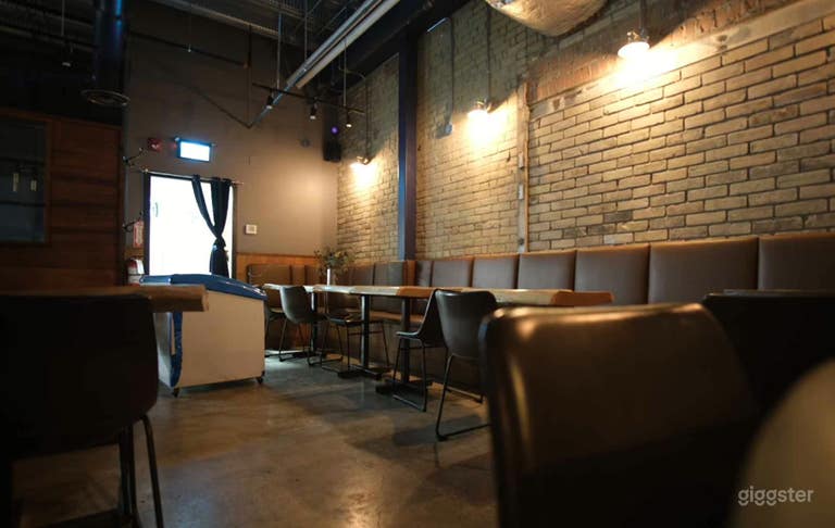  Cozy Neighborhood Bistro 