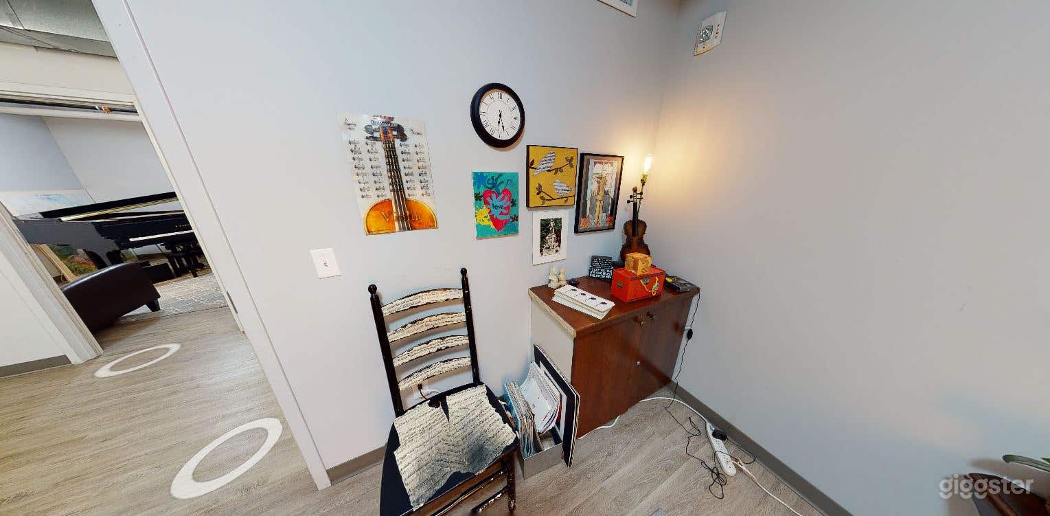 Music Teaching Room 10 Photo 4