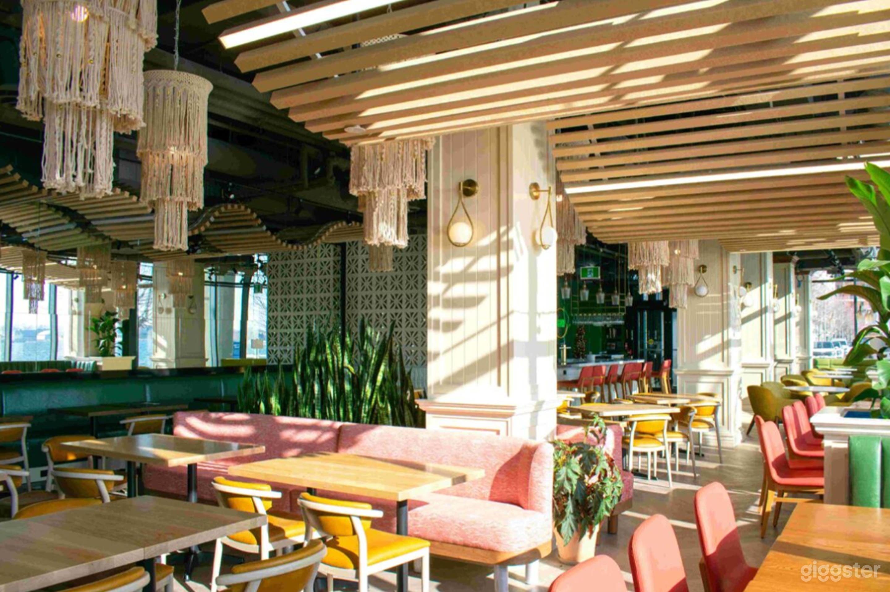 Waterfront Dining Photo 1