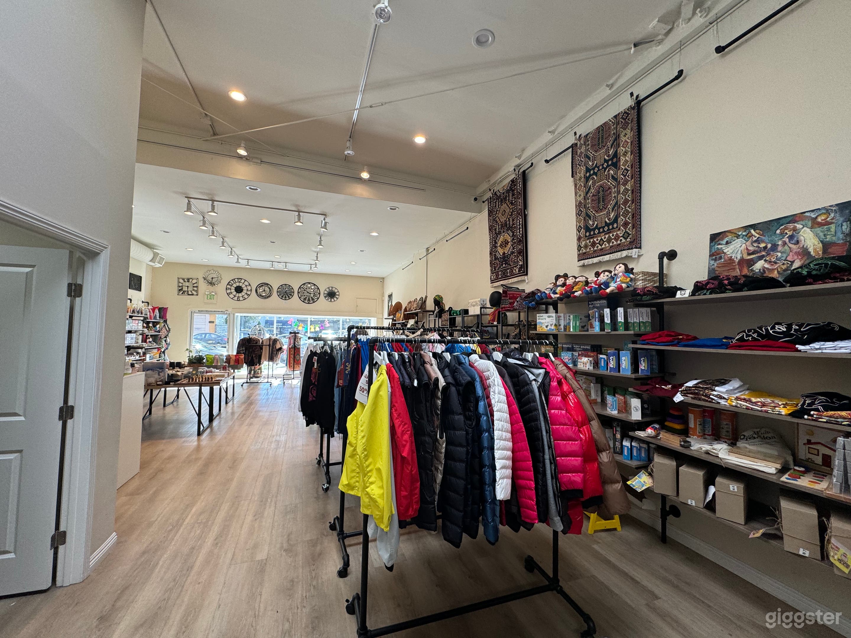 Beautiful boutique Photo 2