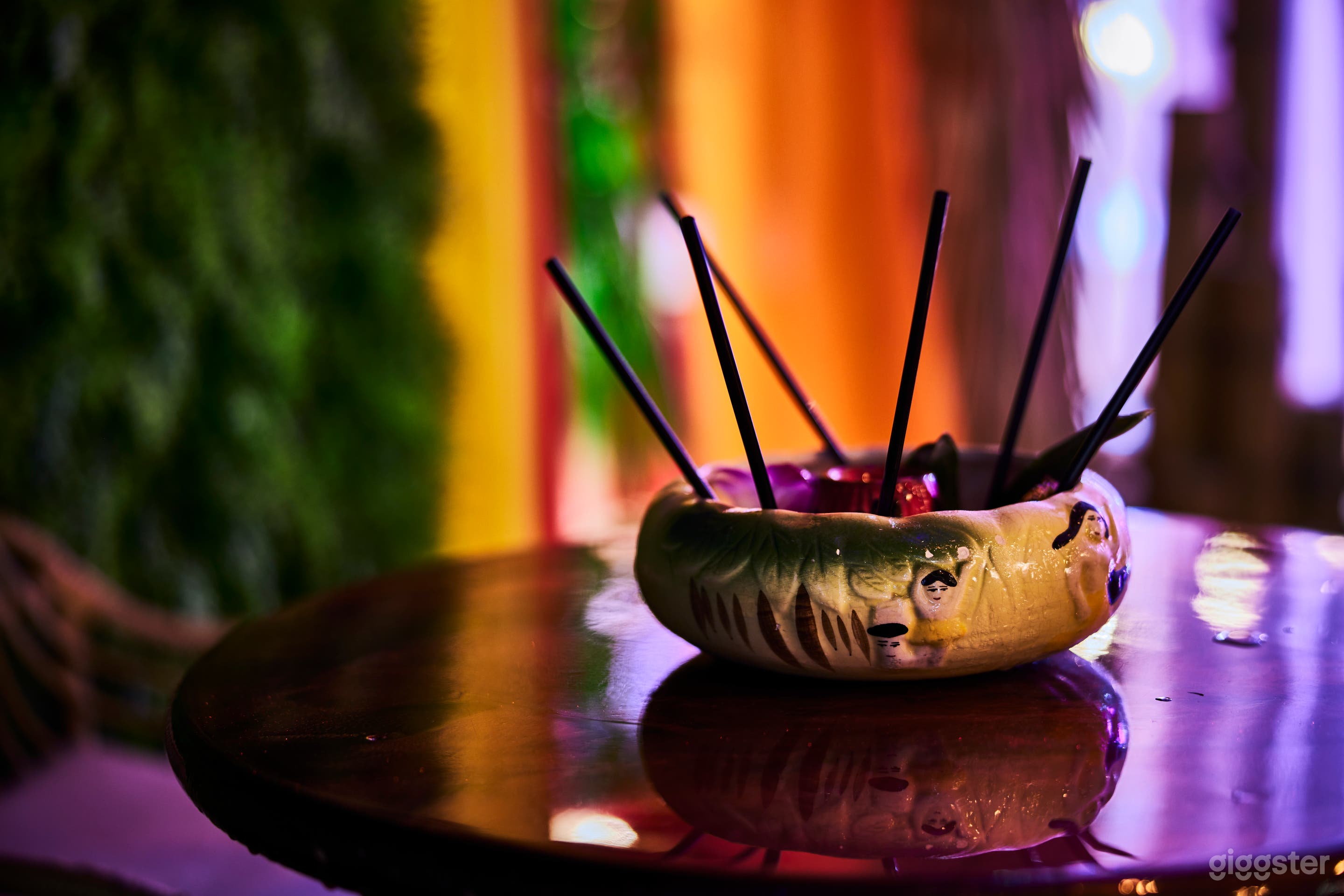 Speakeasy Style, TIki, Hawaiian Island Themed Bar Photo 3