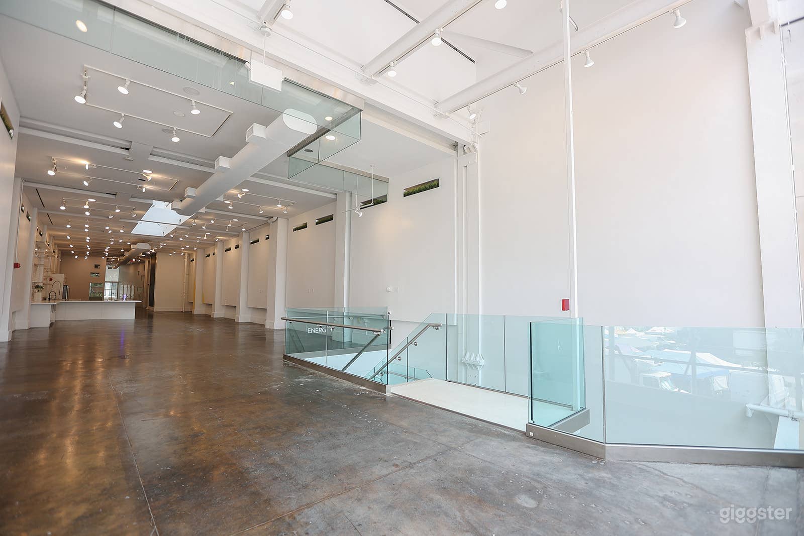 Premier Pop Up and Event Space 5000 Sq ft  Photo 4