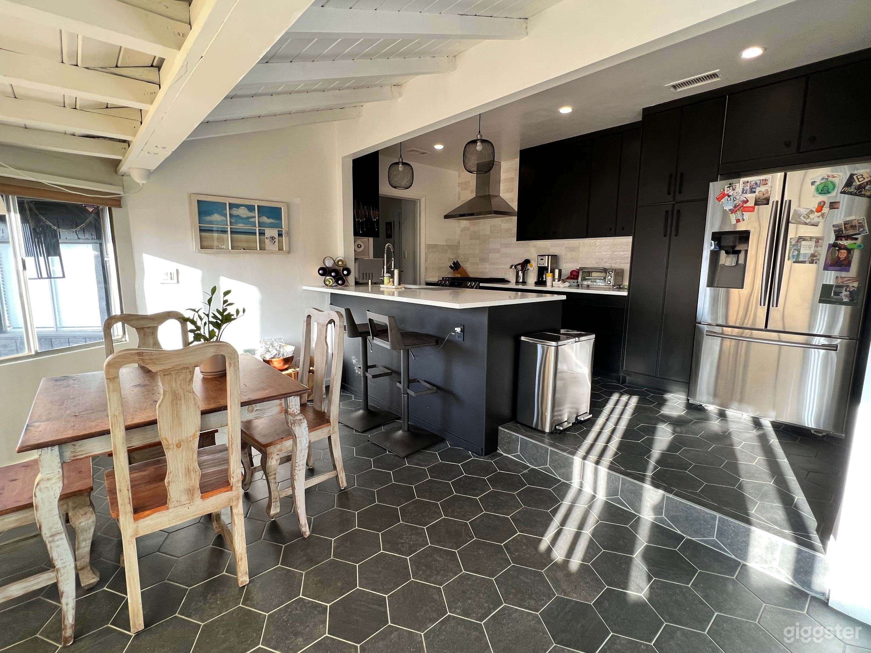 Eclectic Ranch-Style Home Photo 2