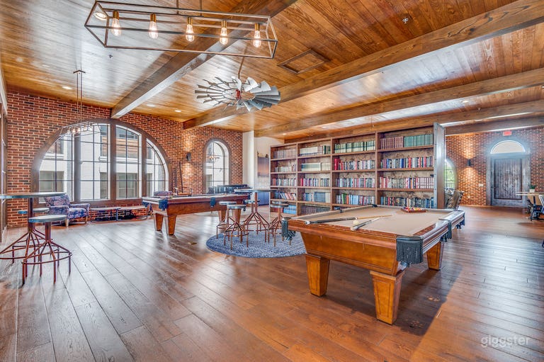  Elegant, Spacious Clubhouse in Outer Dallas 
