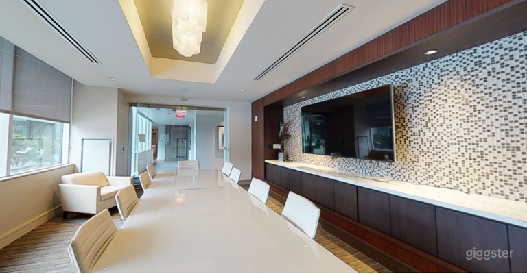  Spacious Executive Conference Room in Boston 
